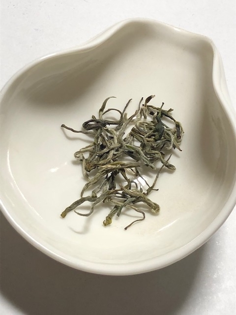tea trekker　中国雲南省2020春　Yunnan Sweet White Threads　１