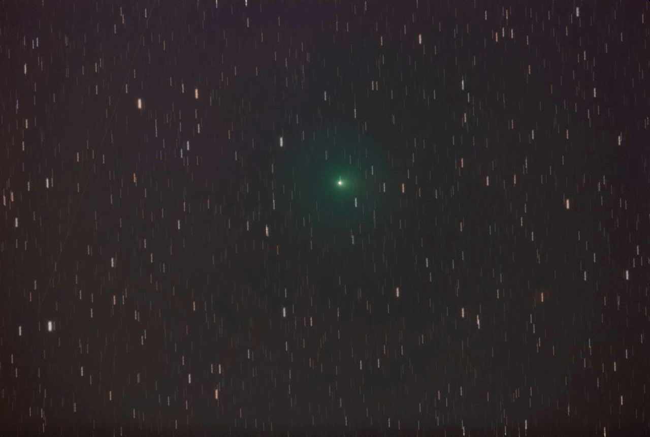 アトラス彗星 2020年11月14日 ギガント