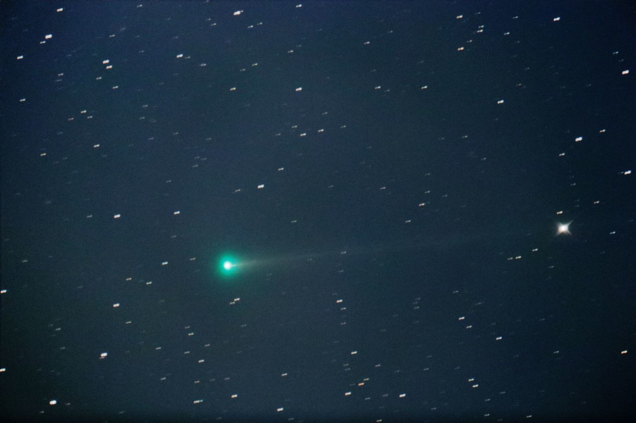 11月22日未明のエラスムス彗星　雲間になんとか