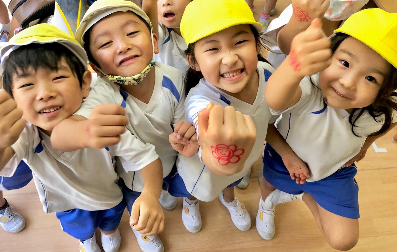 １０月も笑顔満開の子供達です 10月の絵画ギャラリー 長丘幼稚園 福岡市南区