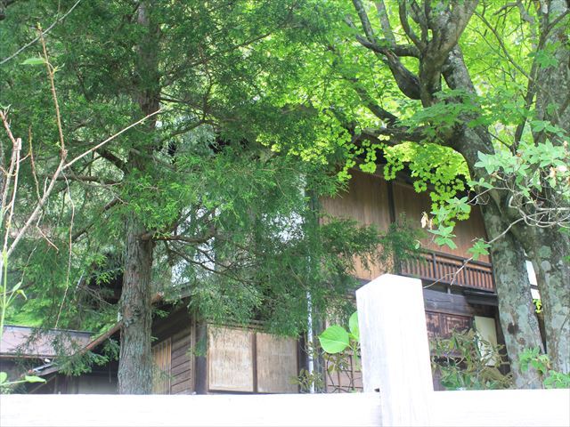 栃本関所