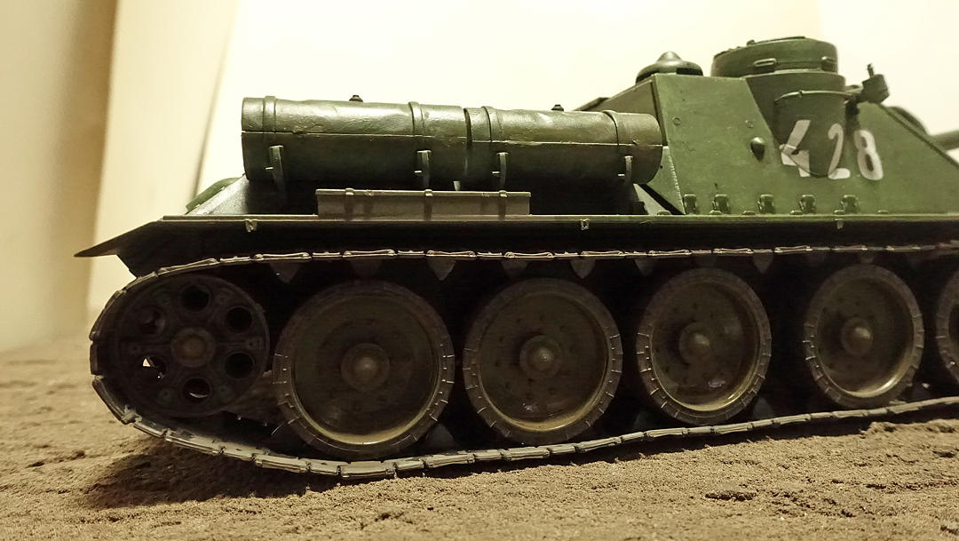 ドラゴンのDR6075 ソビエト SU-100 タンクデストロイヤー その５