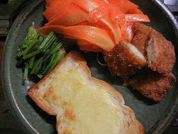 blog CP2 Dinner, Cheese Toast, Carrot Salad, Fried Squid, Spinach_DSCN1915-2.1.19.jpg